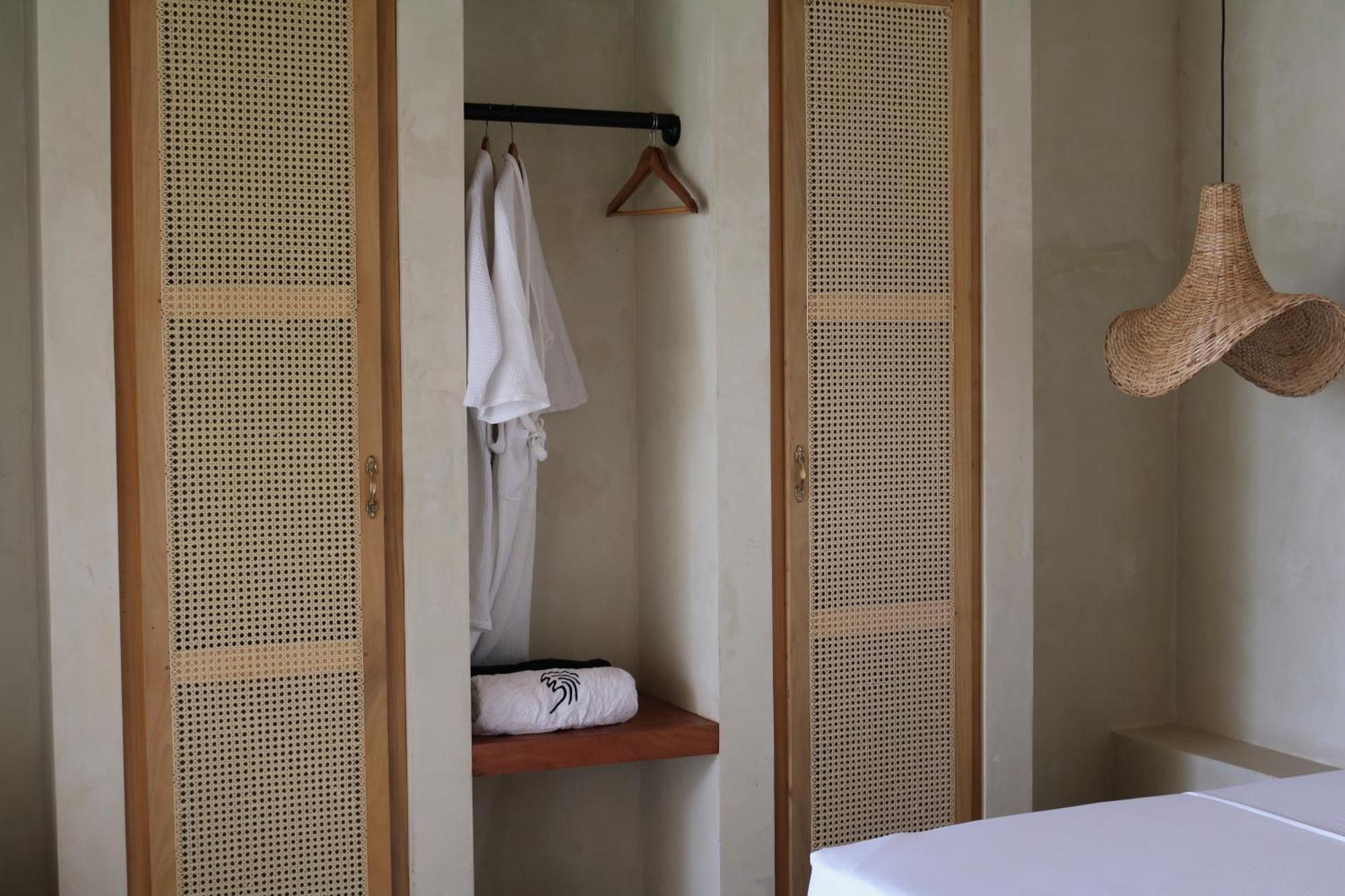 Swell Shacks Hotel มาตารา ภายนอก รูปภาพ