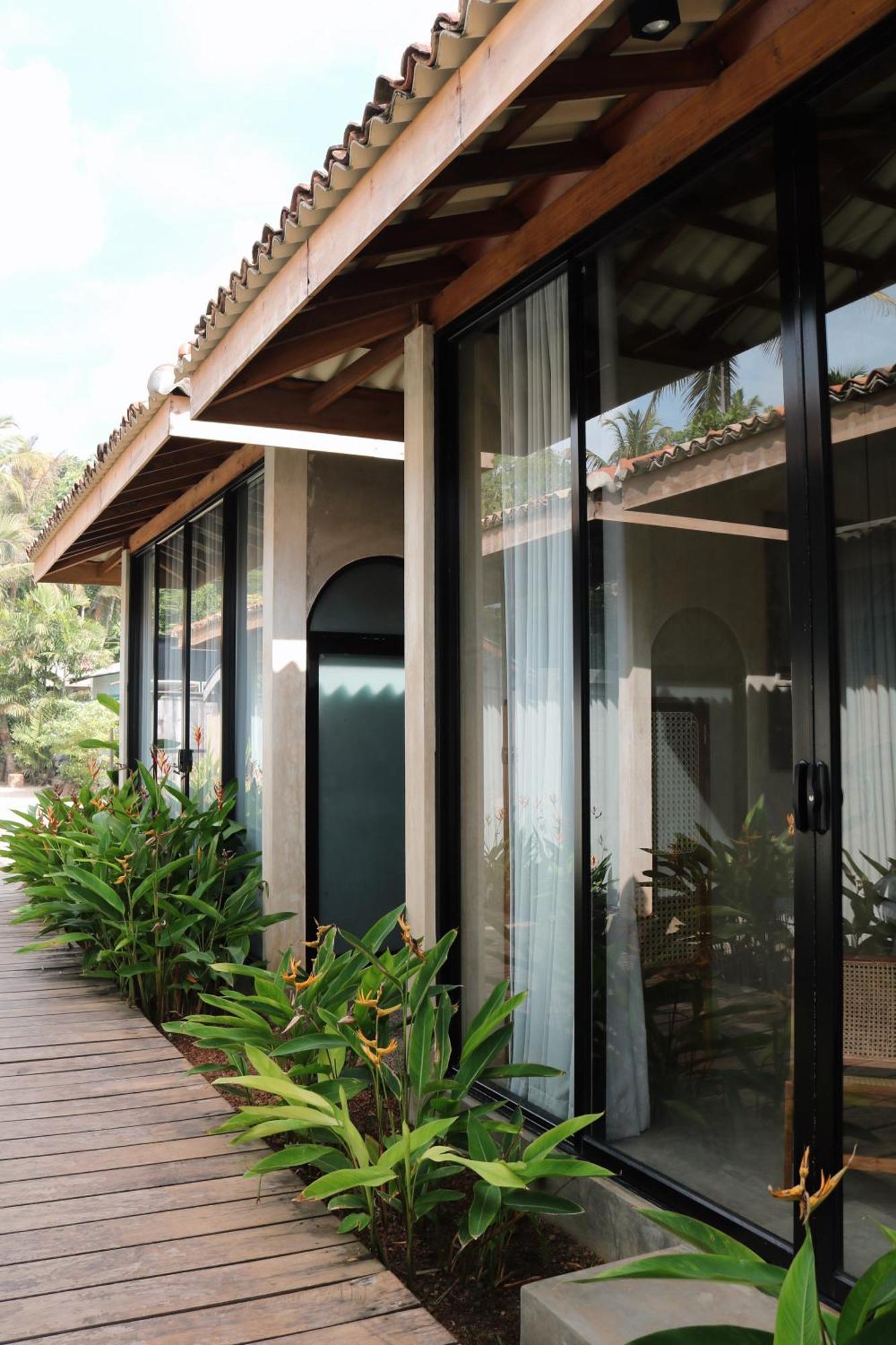 Swell Shacks Hotel มาตารา ภายนอก รูปภาพ