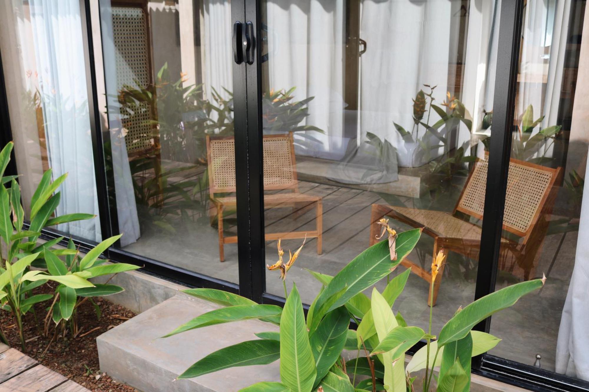 Swell Shacks Hotel มาตารา ภายนอก รูปภาพ