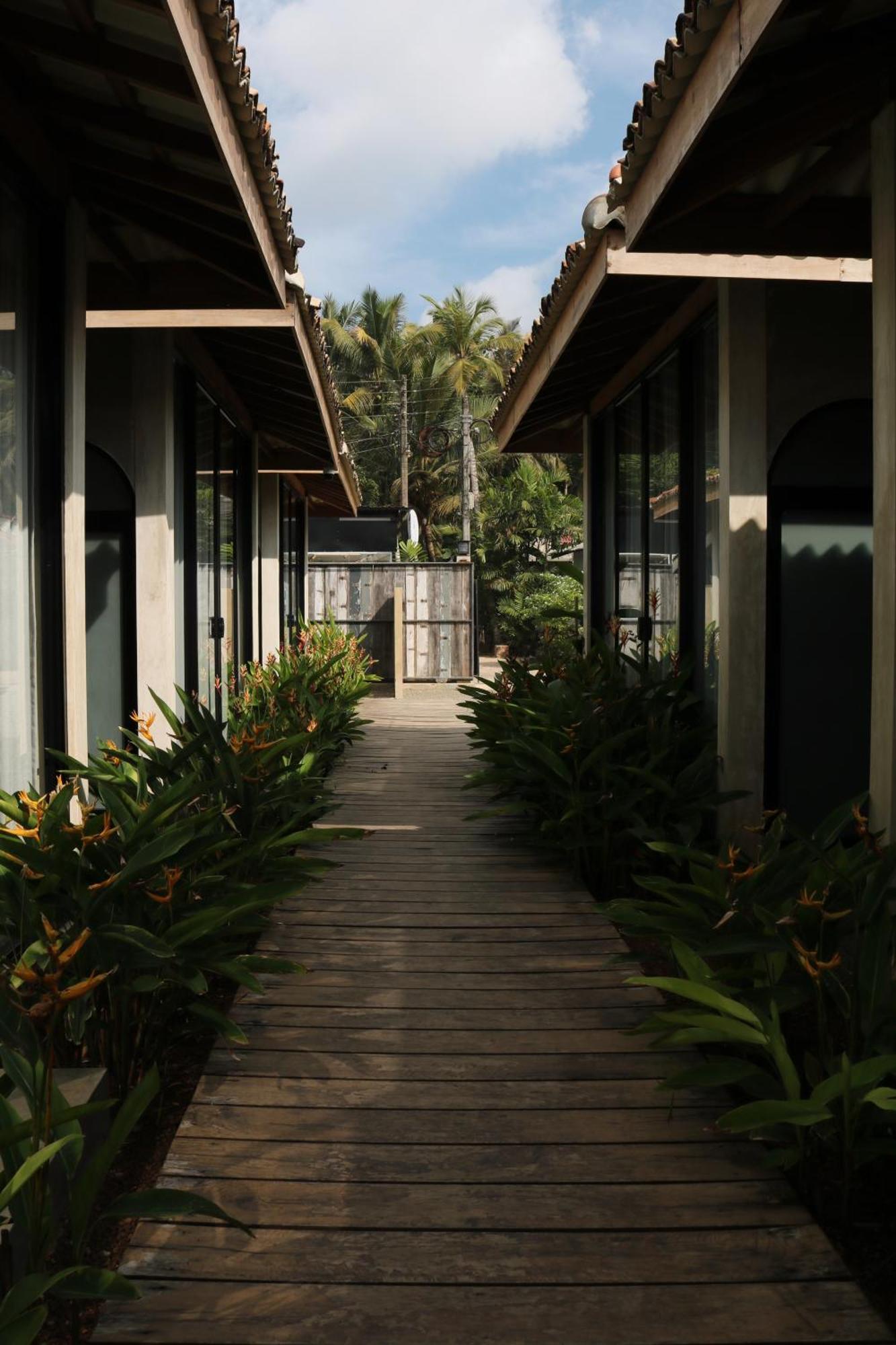 Swell Shacks Hotel มาตารา ภายนอก รูปภาพ