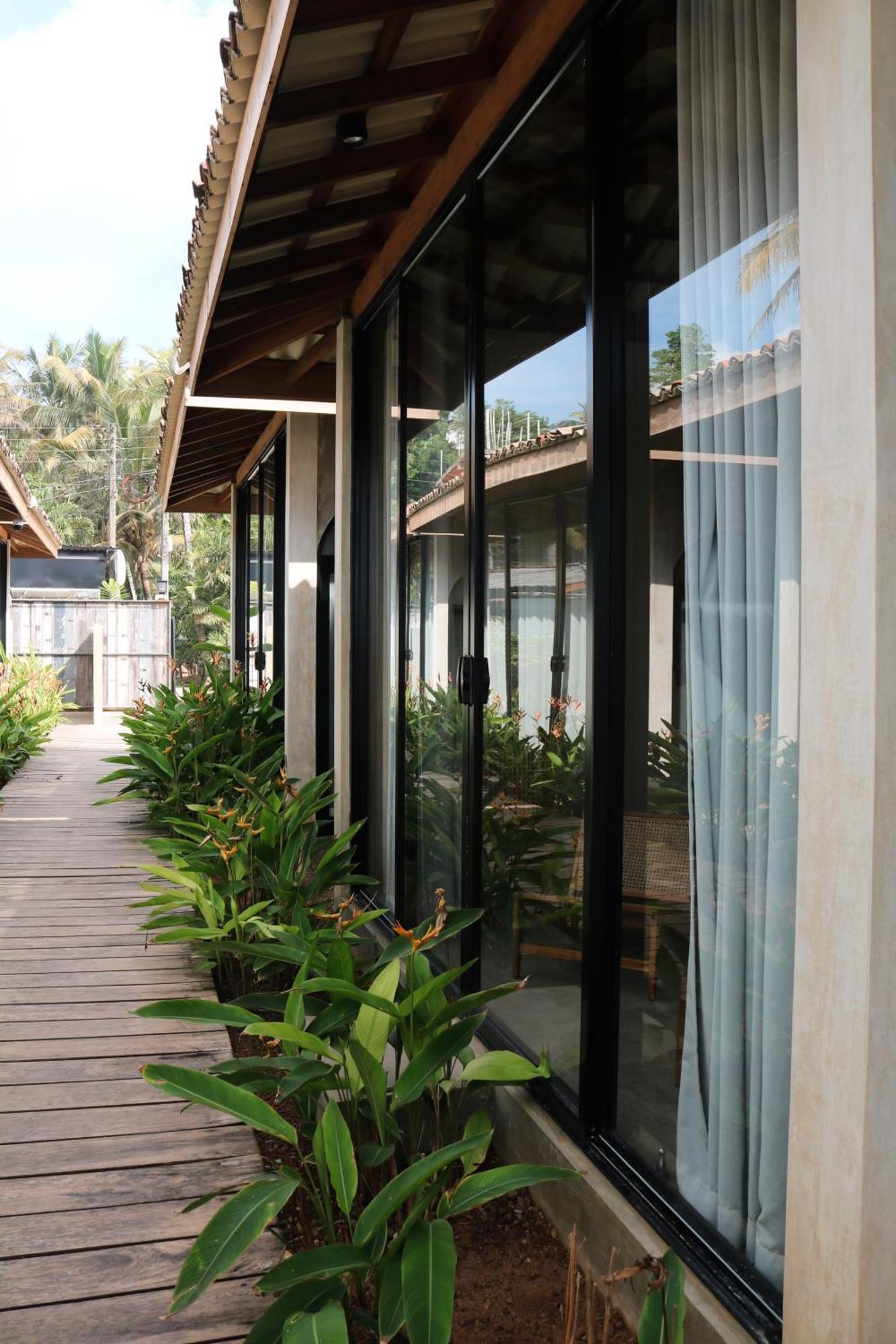 Swell Shacks Hotel มาตารา ภายนอก รูปภาพ